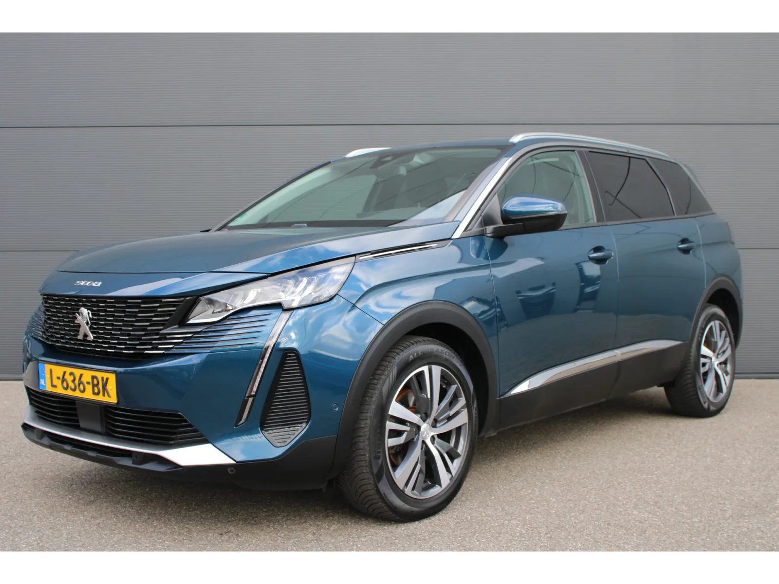 Peugeot 5008 (2021) — foto 1