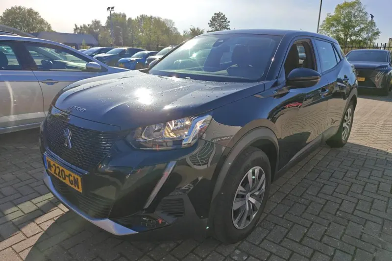 Peugeot e-2008 (2021)