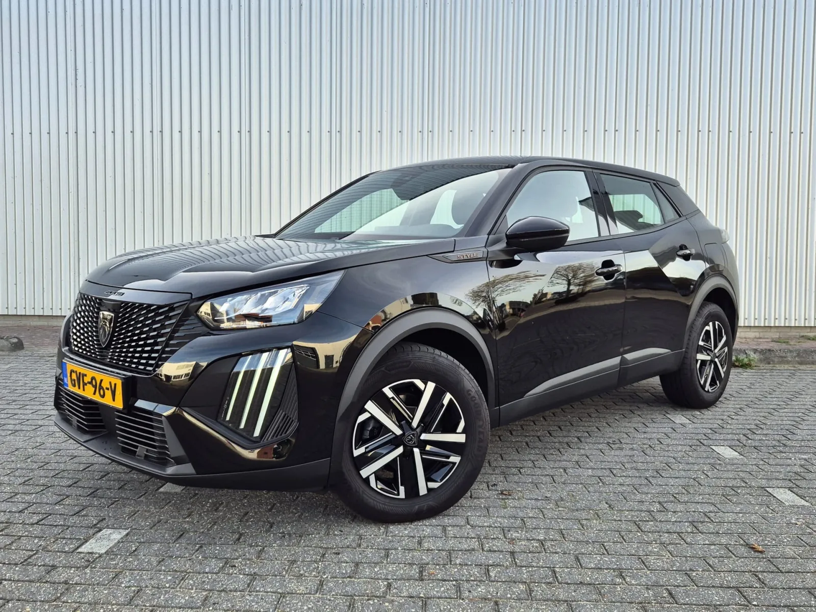 Peugeot 2008 (2024) — foto 1
