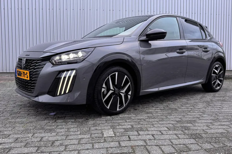 Peugeot 208 (2024)
