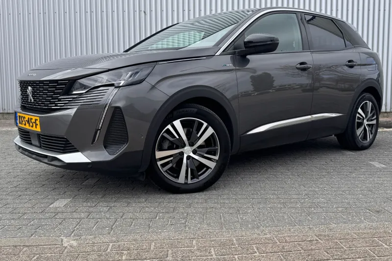 Peugeot 3008 (2023)