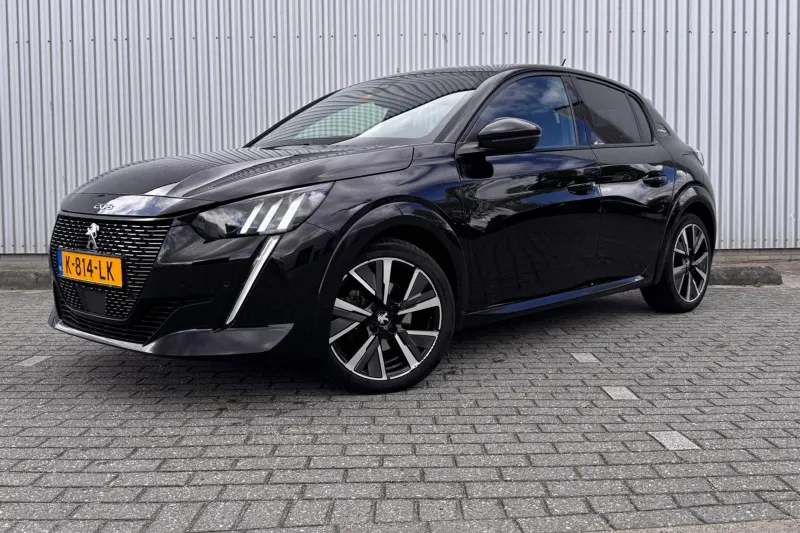 Peugeot 208 (2021)