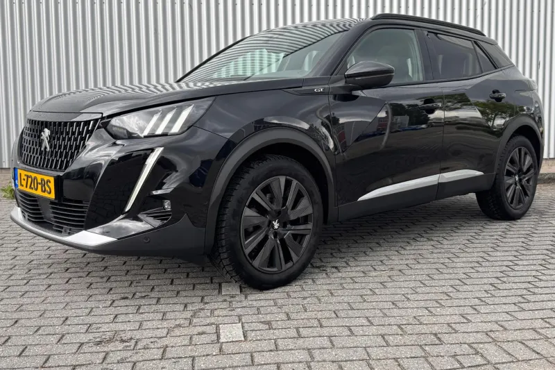 Peugeot 2008 (2021)