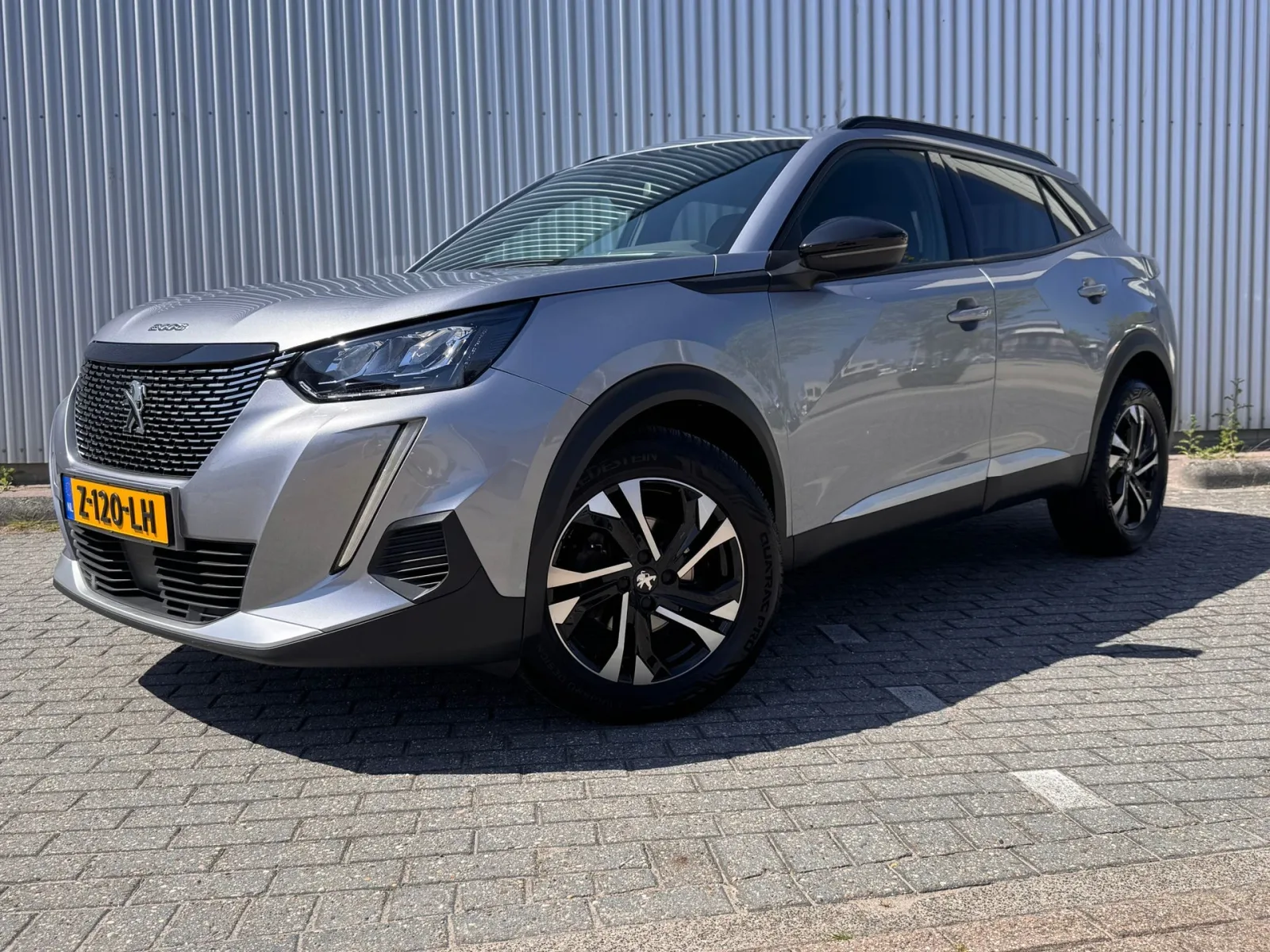 Peugeot 2008 (2023) — foto 1