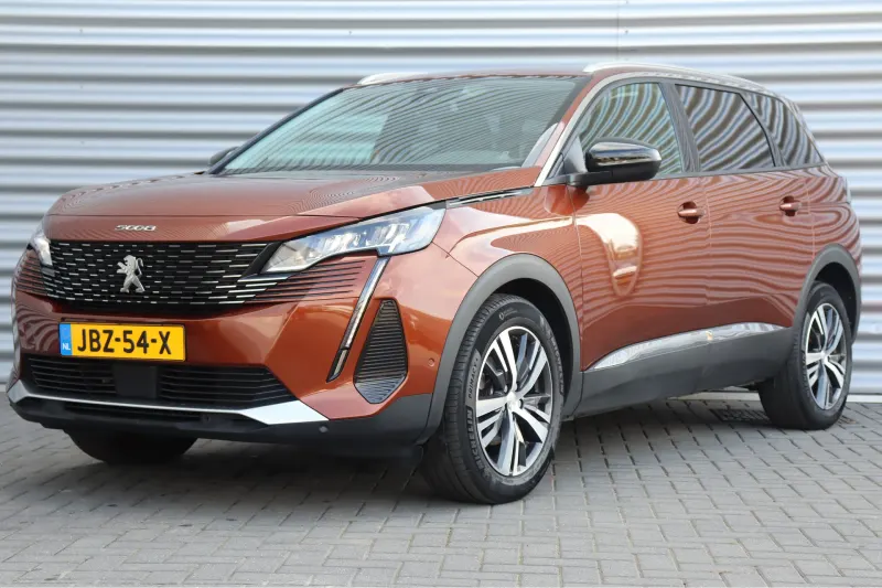 Peugeot 5008 (2022)
