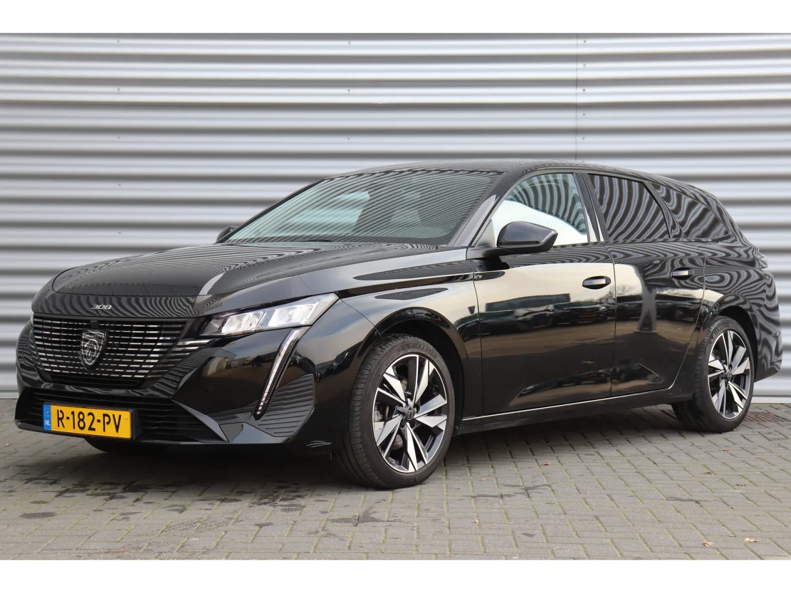 Peugeot 308 (2022) — foto 1