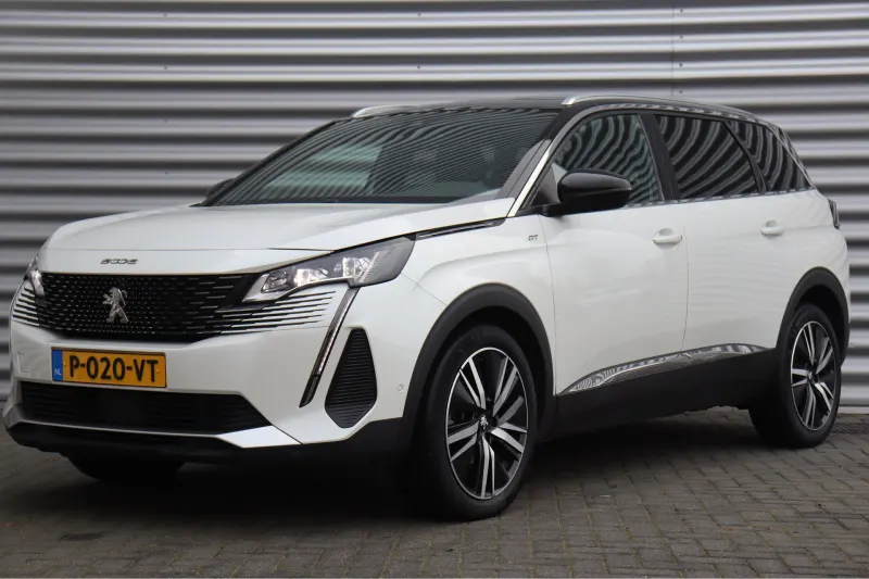 Peugeot 5008 (2022)