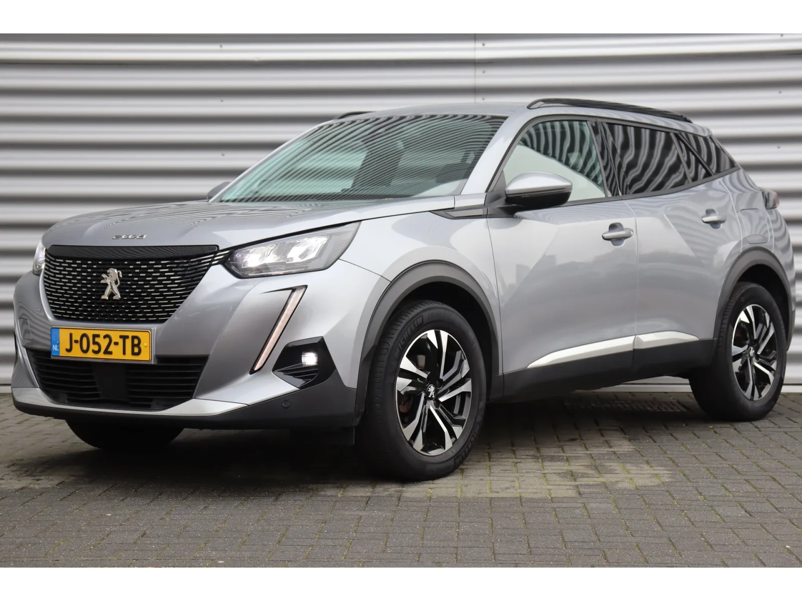 Peugeot 2008 (2020) — foto 1
