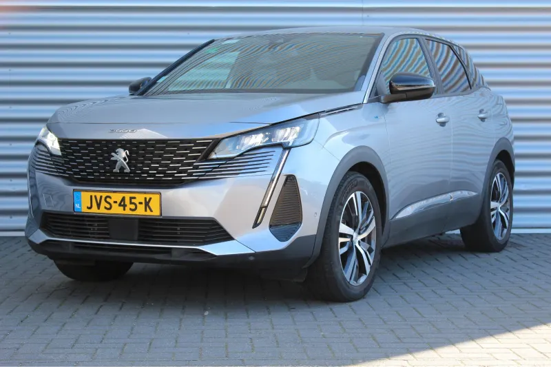 Peugeot 3008 (2023)