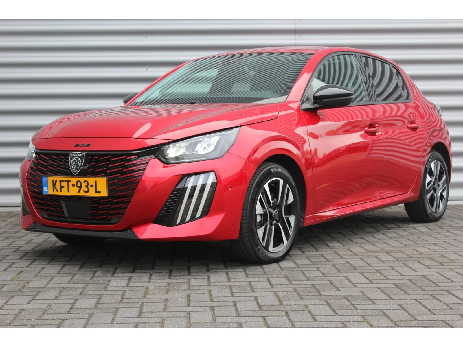 Peugeot 208 (2024) — foto 1
