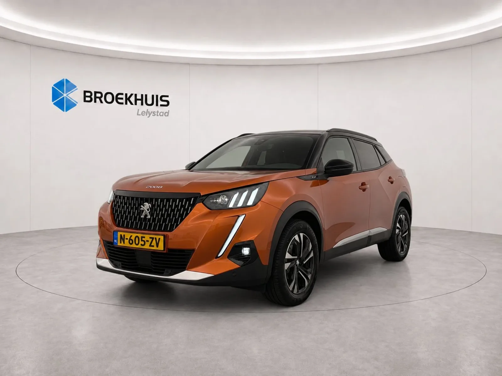 Peugeot 2008 (2021) — foto 1