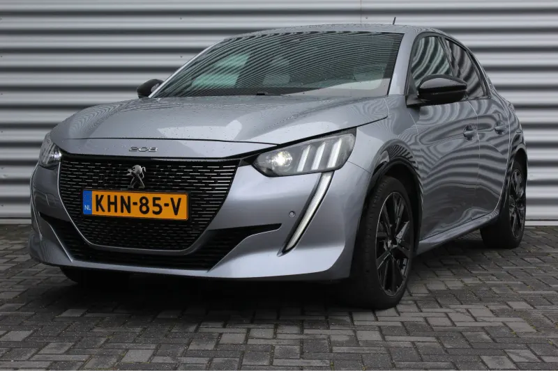 Peugeot 208 (2023)