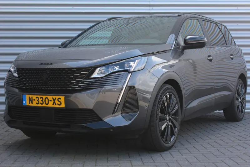 Peugeot 5008 (2022)