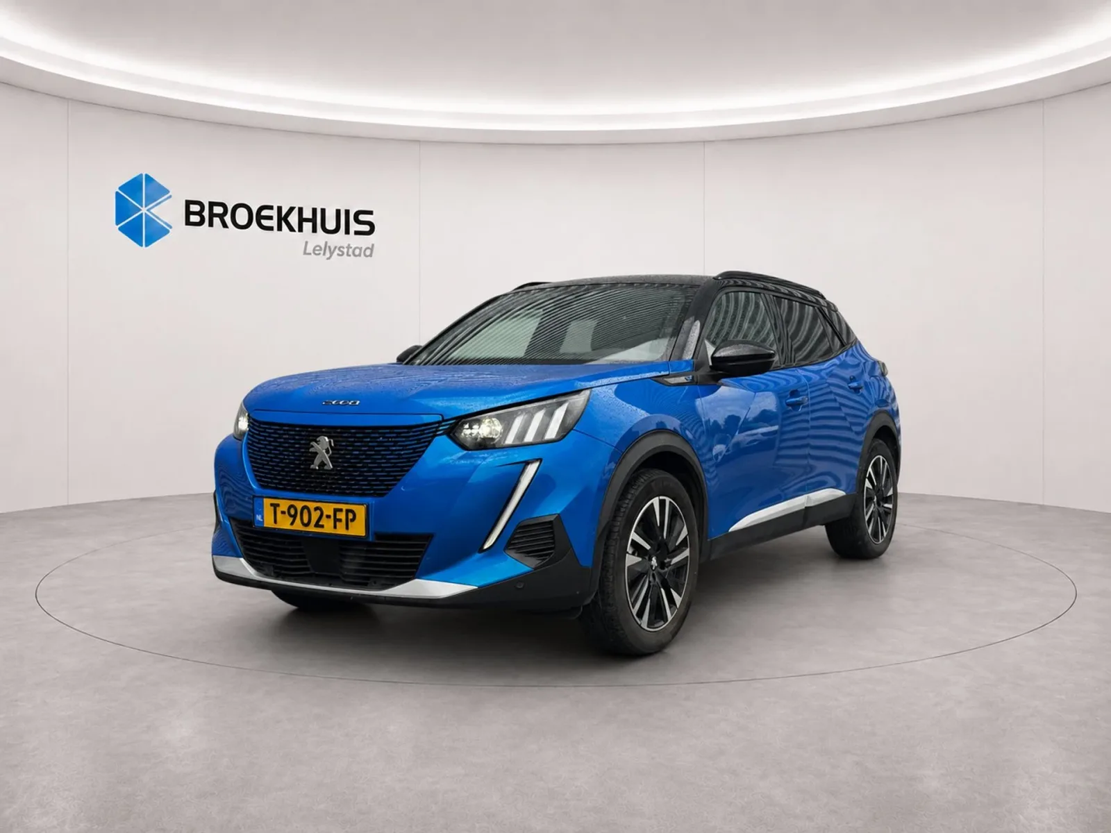 Peugeot e-2008 (2023) — foto 1