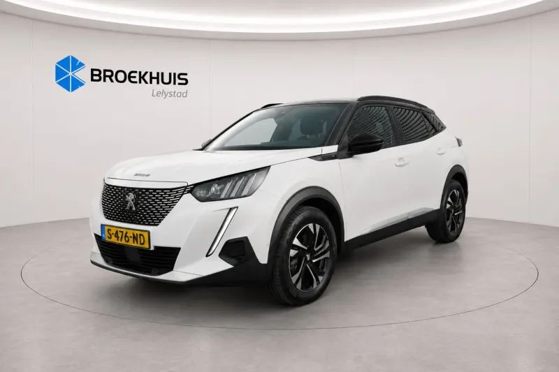 Peugeot e-2008 (2023)