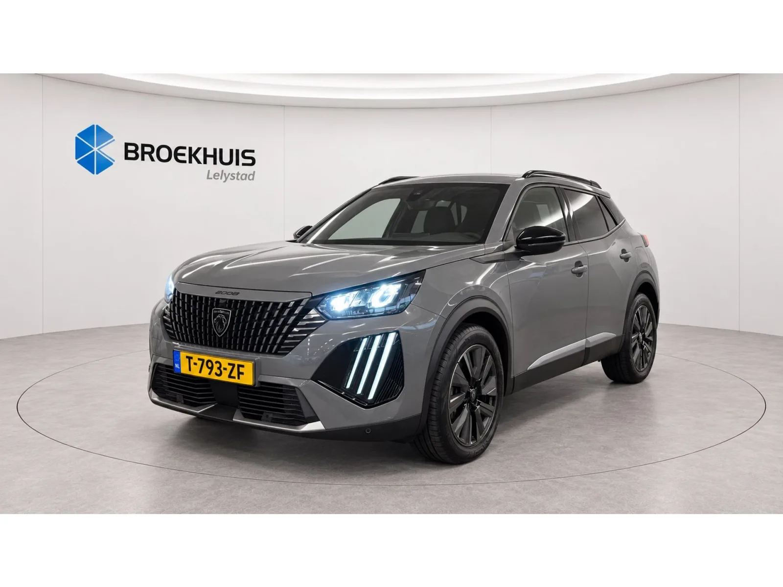 Peugeot 2008 (2023) — foto 1