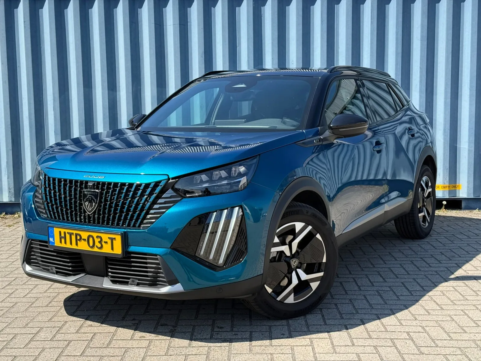 Peugeot 2008 (2025) — foto 1