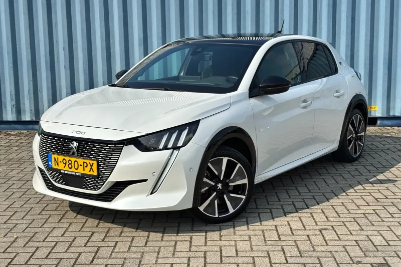 Peugeot e-208 (2021)