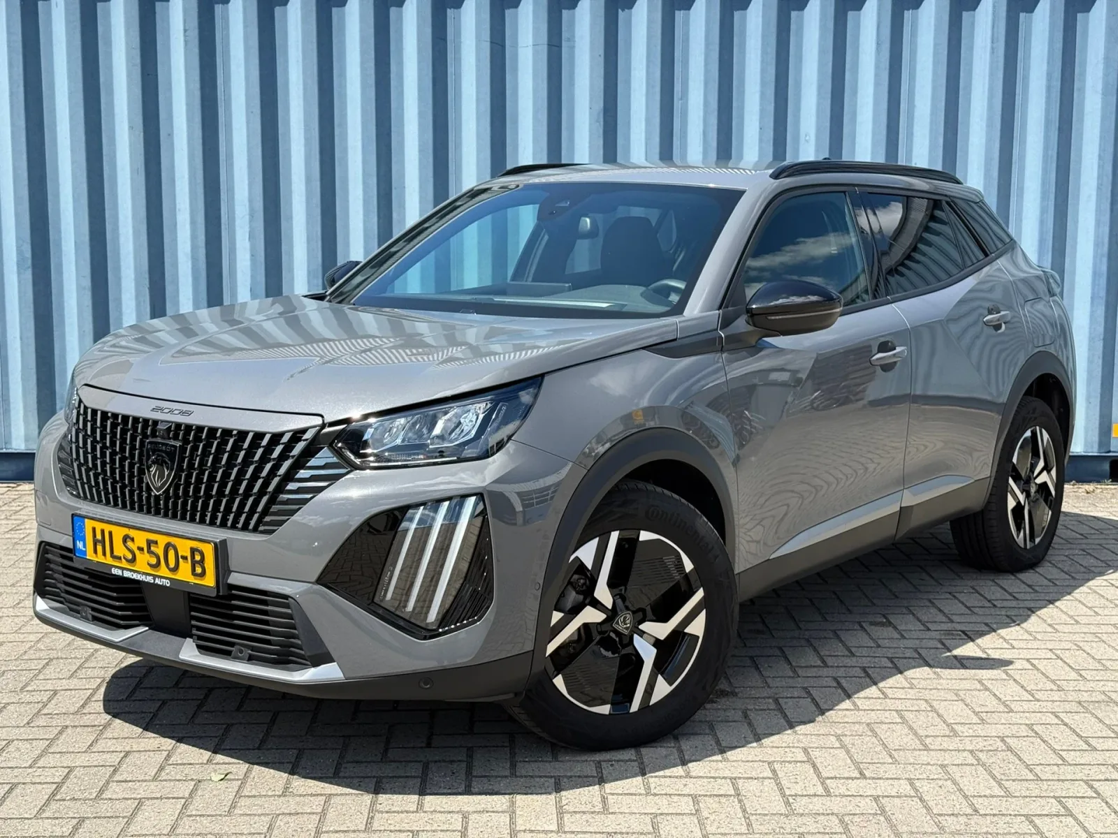 Peugeot 2008 (2025) — foto 1