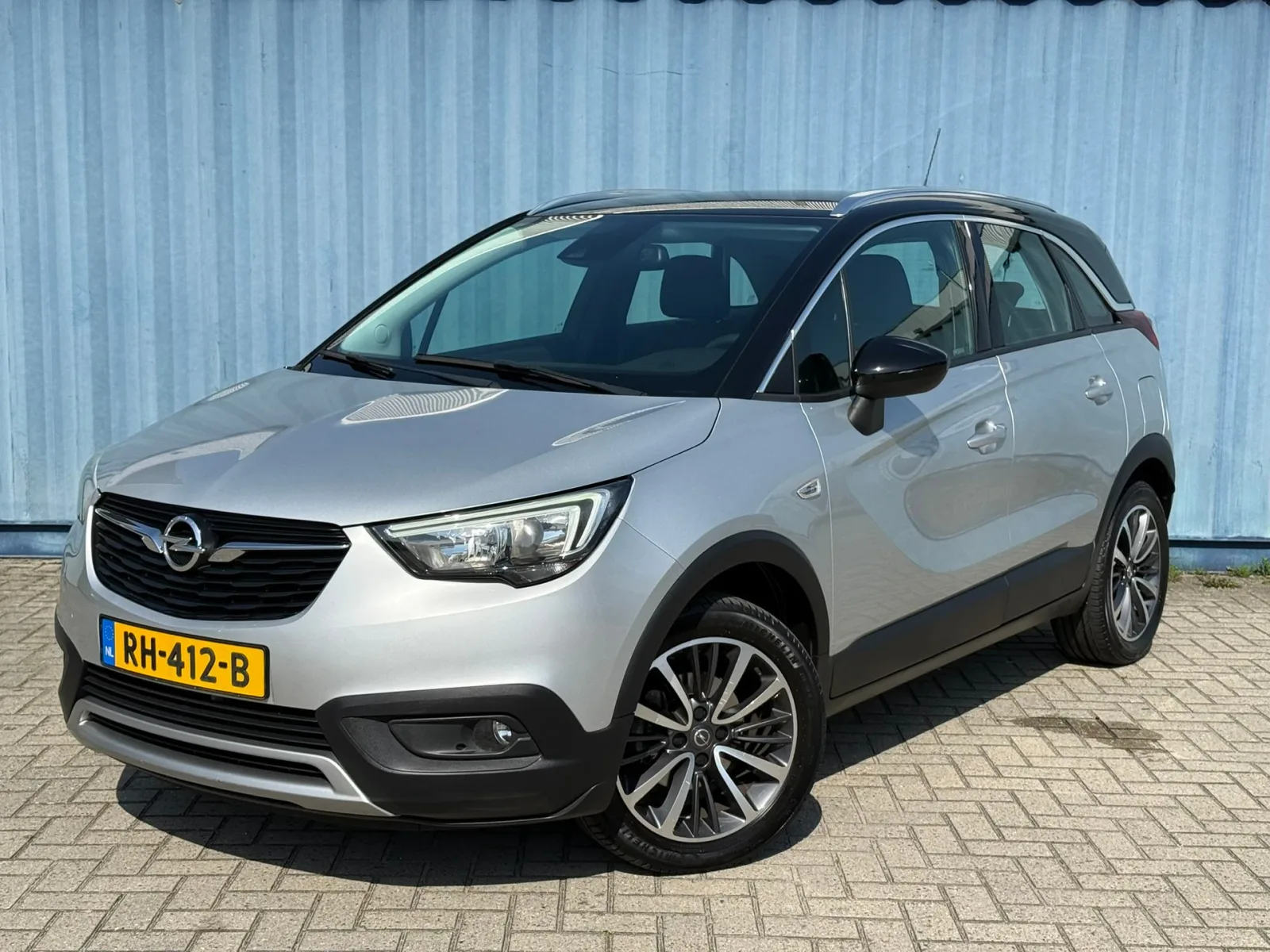 Opel Crossland X (2017) — foto 1