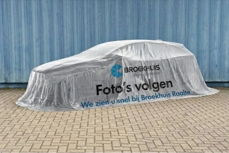 Peugeot 208 (2023)
