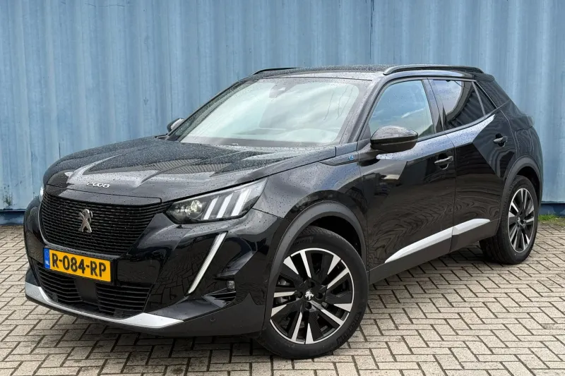 Peugeot e-2008 (2022)