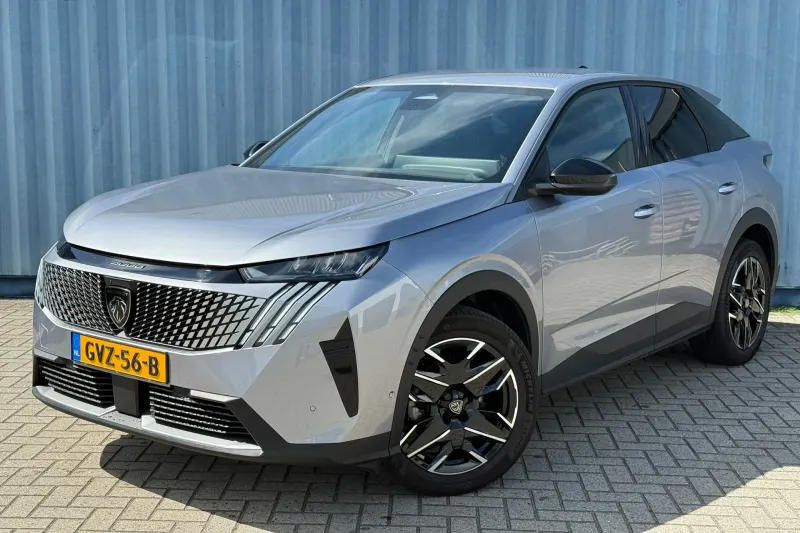 Peugeot 3008 (2024)