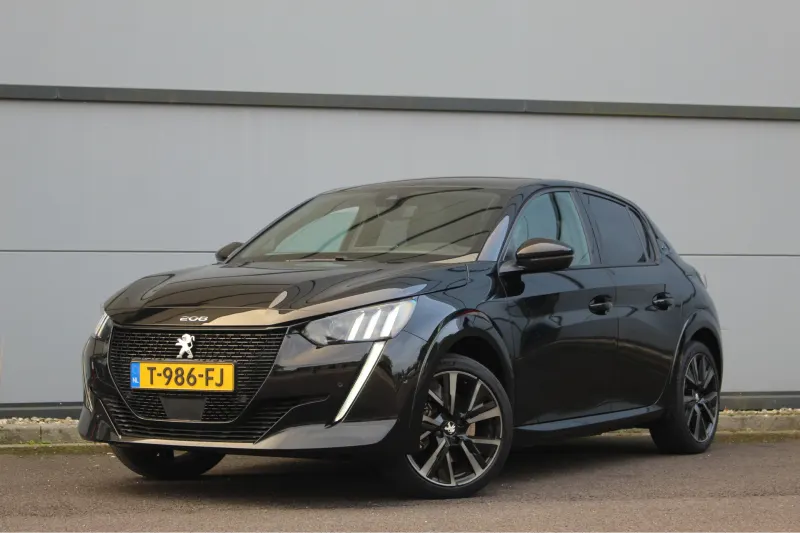 Peugeot e-208 (2023)