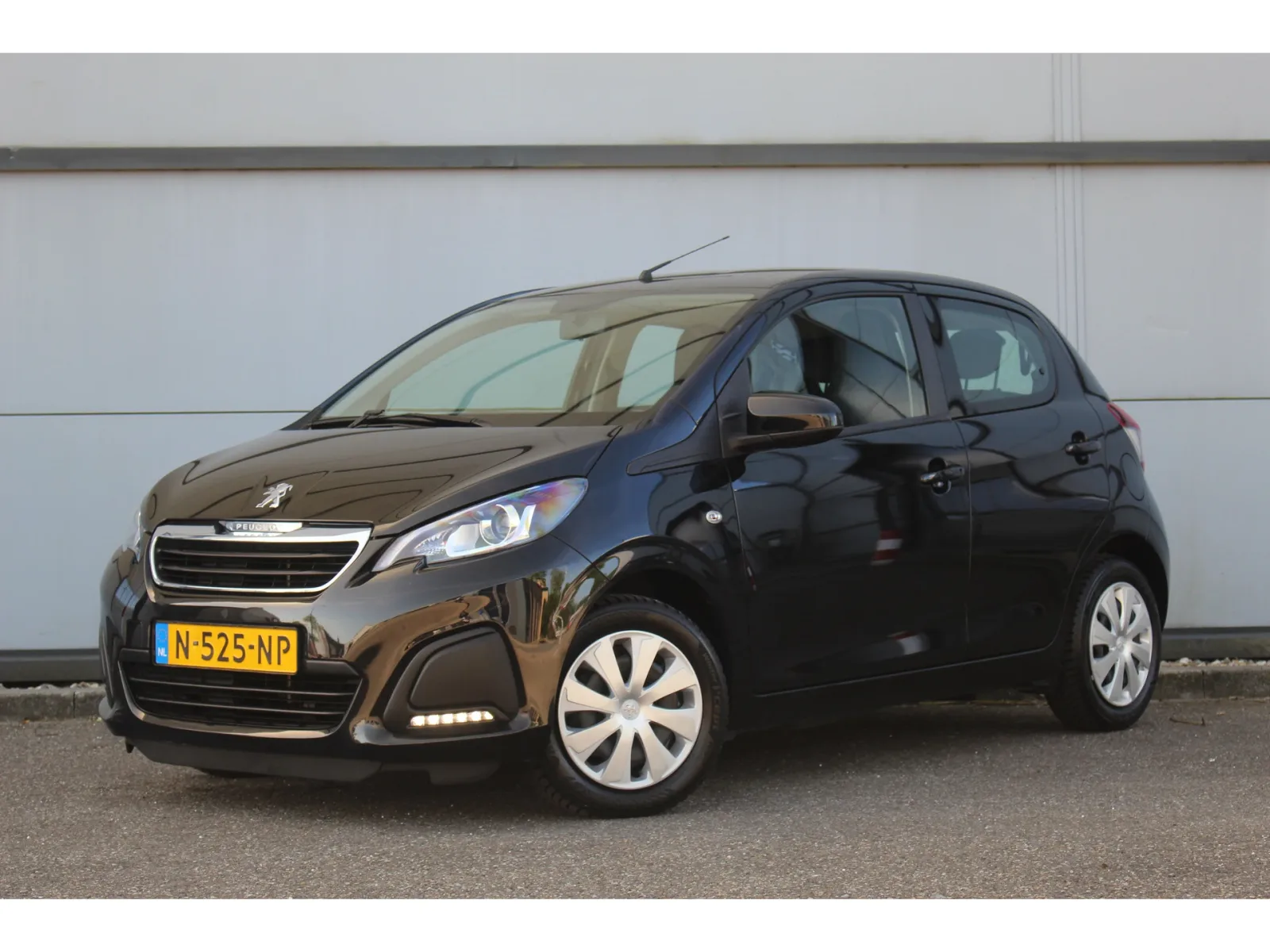 Peugeot 108 (2022) — foto 1