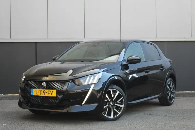 Peugeot 208 (2021)