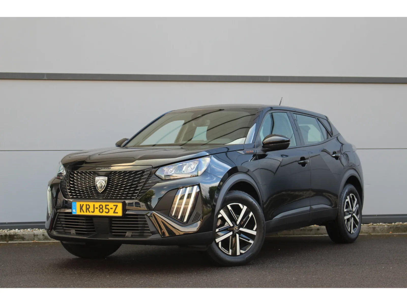 Peugeot 2008 (2025) — foto 1