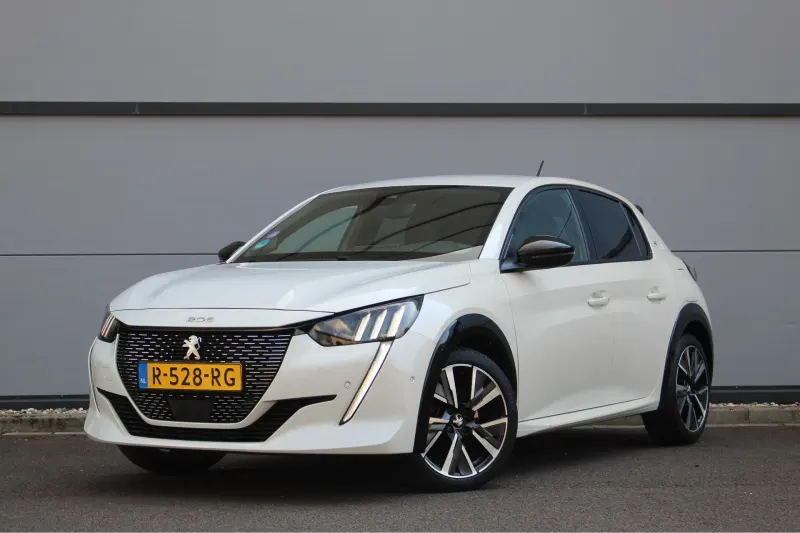 Peugeot 208 (2022)