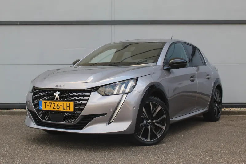 Peugeot e-208 (2023)