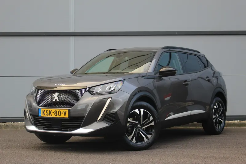 Peugeot 2008 (2023)
