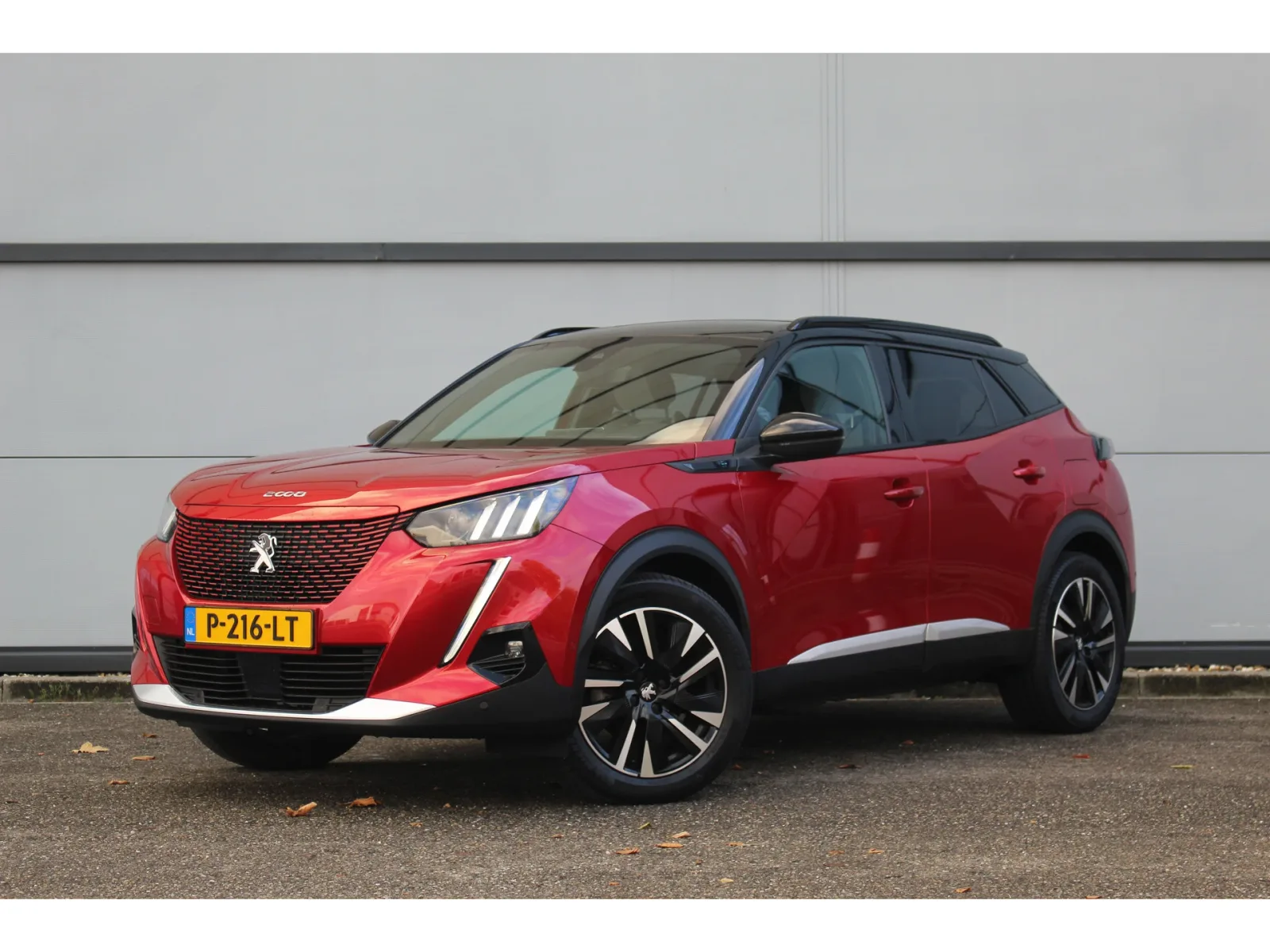 Peugeot e-2008 (2021) — foto 1