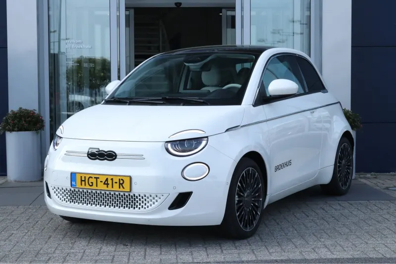 Fiat 500e (2025)