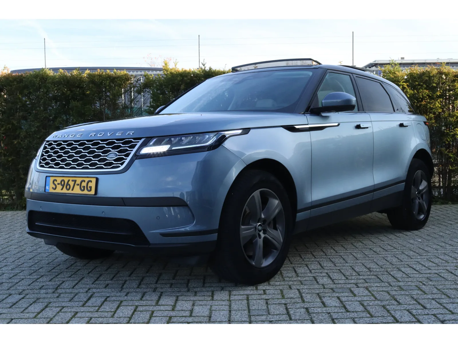 Land Rover Range Rover Velar (2023) — foto 1