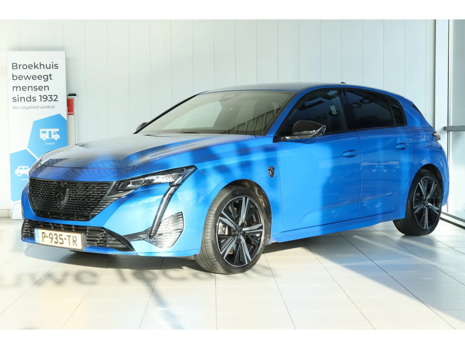 Peugeot 308 (2022) — foto 1