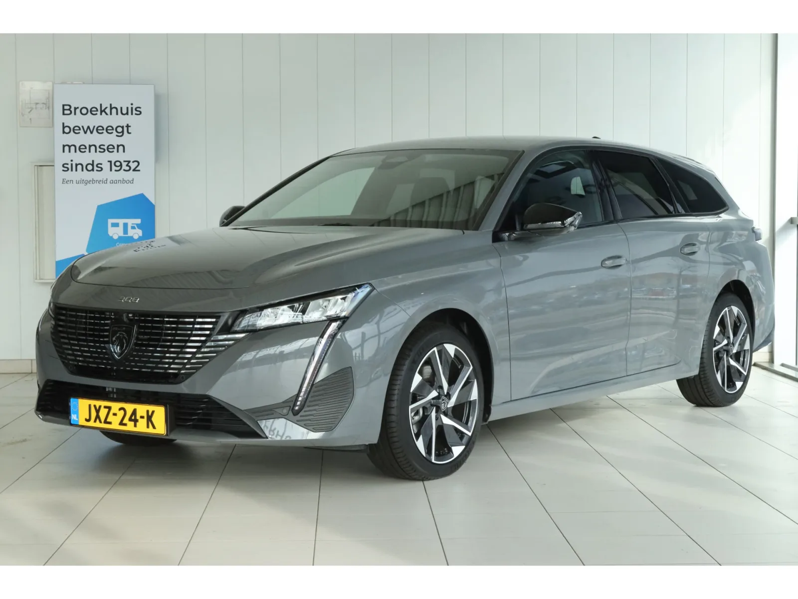 Peugeot 308 (2025) — foto 1