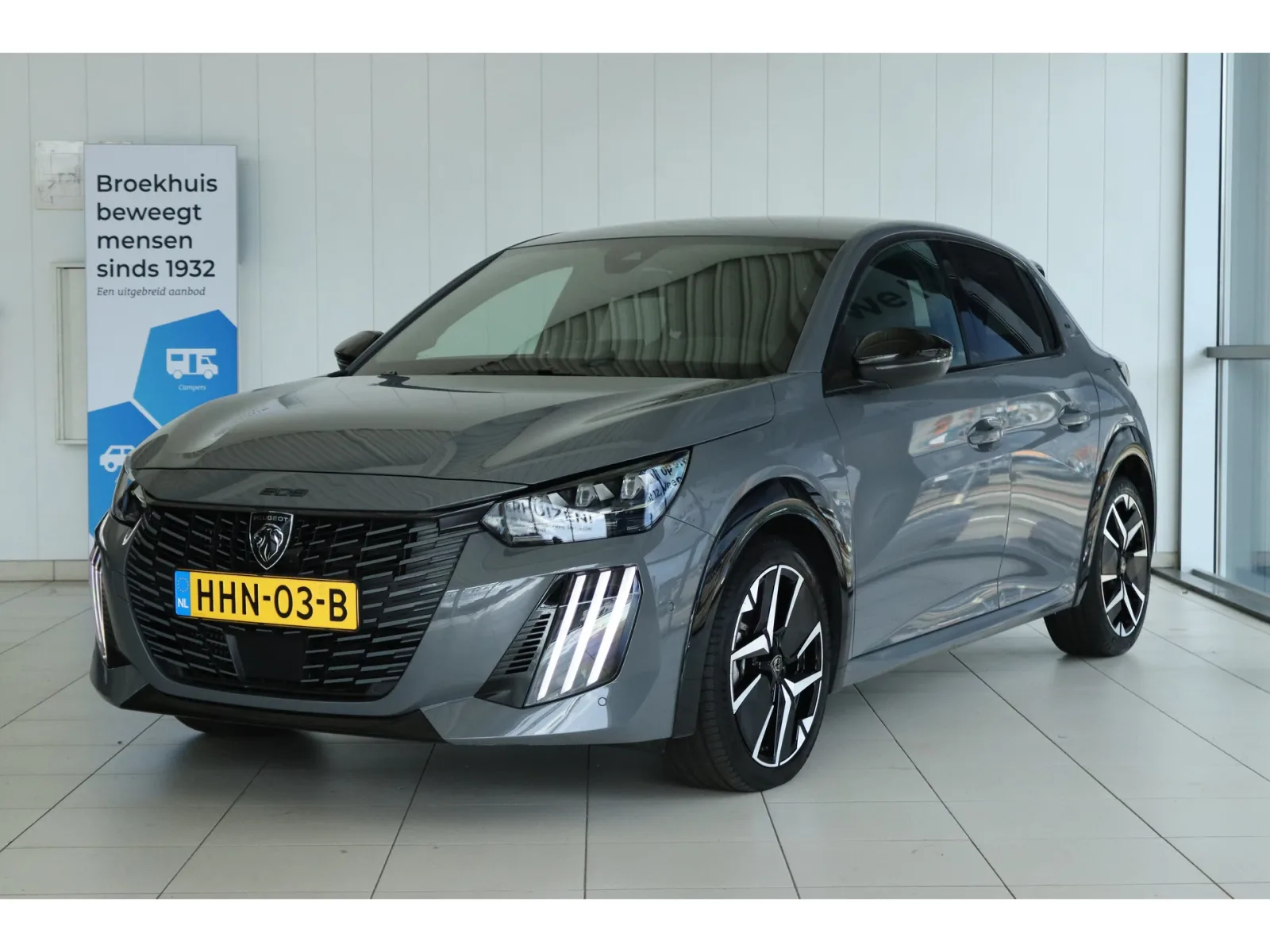 Peugeot 208 (2025) — foto 1