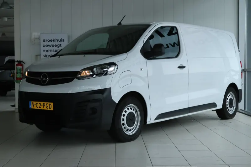 Opel Vivaro-e (2023)