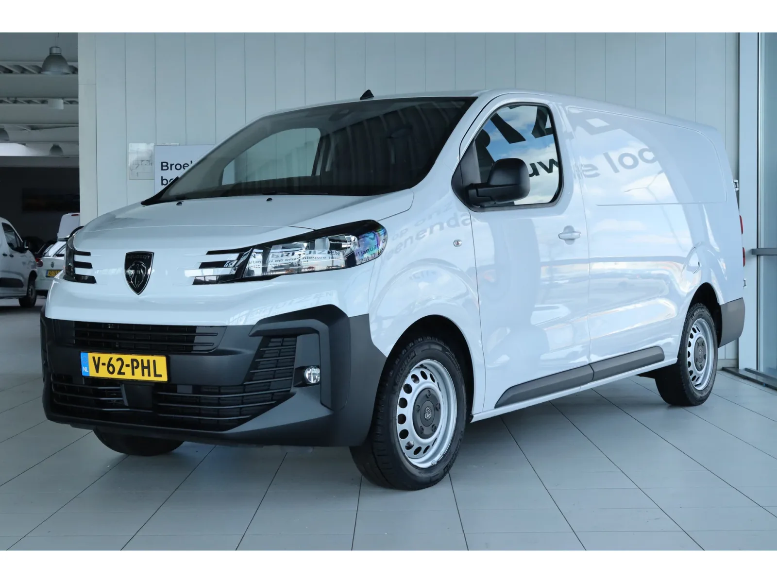 Peugeot Expert (2024) — foto 1