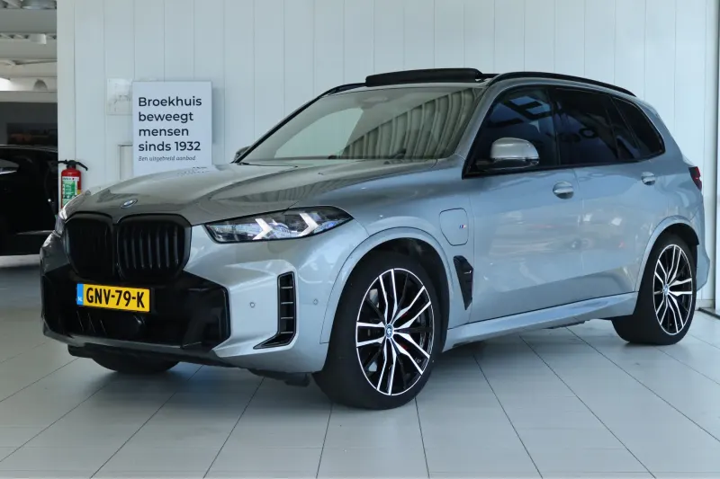 BMW X5 (2024)