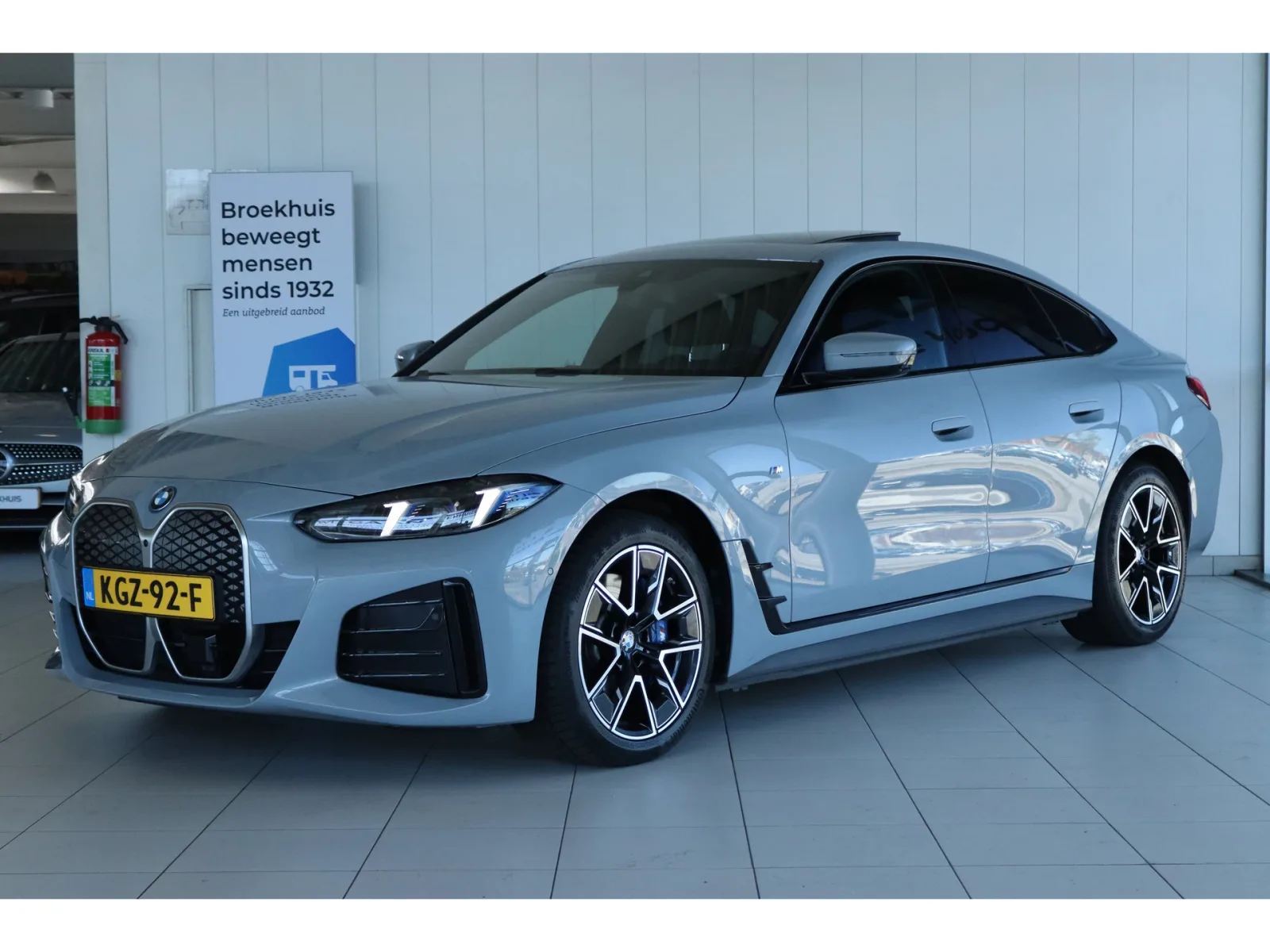 BMW i4 (2025) — foto 1