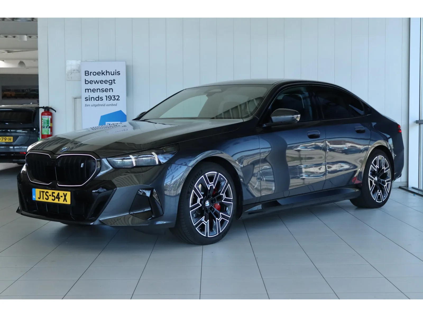 BMW i5 (2026) — foto 1