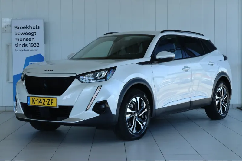 Peugeot e-2008 (2021)