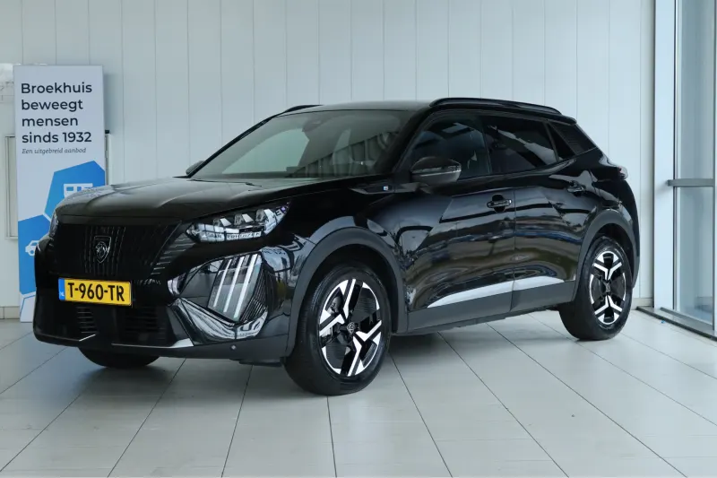 Peugeot e-2008 (2023)