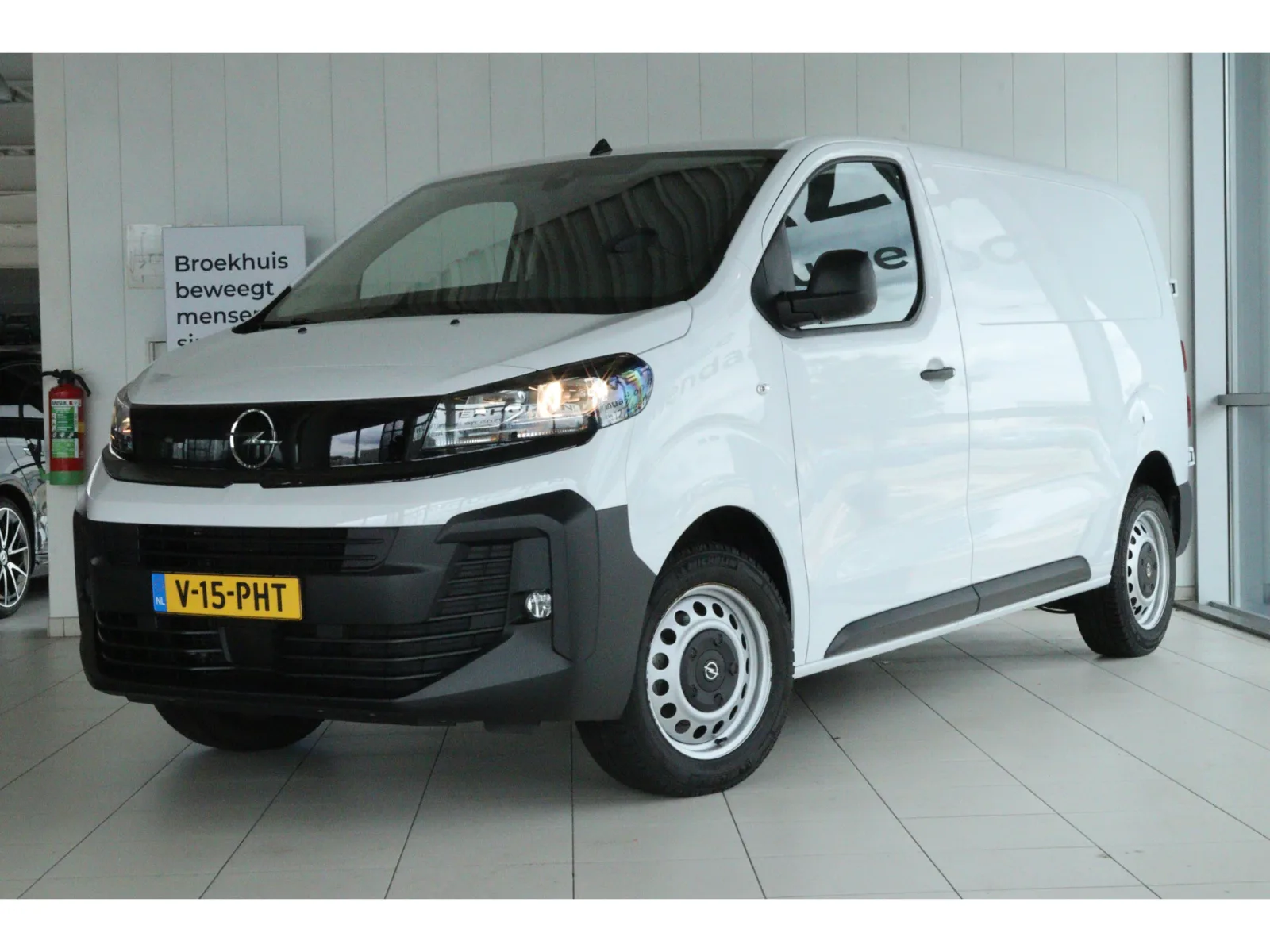 Opel Vivaro (2024) — foto 1