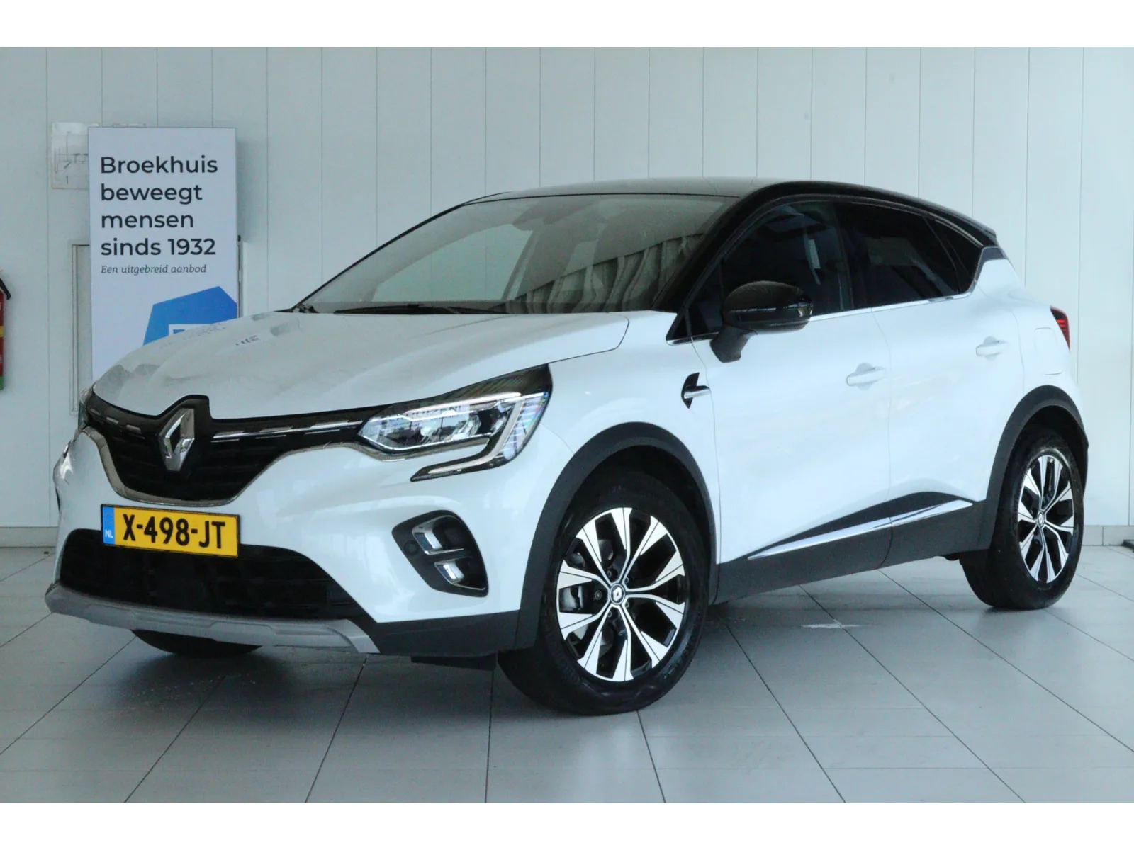 Renault Captur (2023) — foto 1