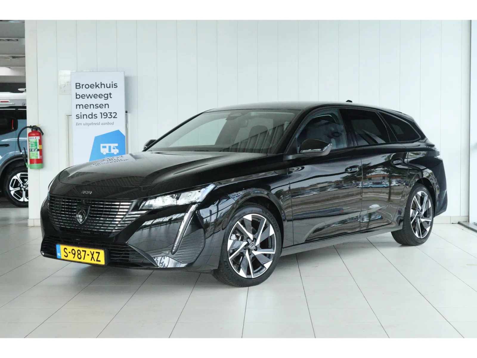 Peugeot 308 (2023) — foto 1